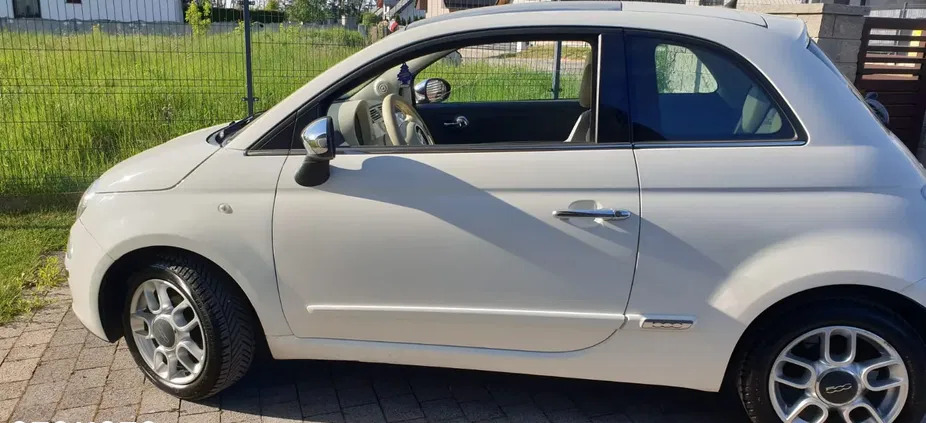 świebodzin Fiat 500 cena 21000 przebieg: 153692, rok produkcji 2009 z Świebodzin